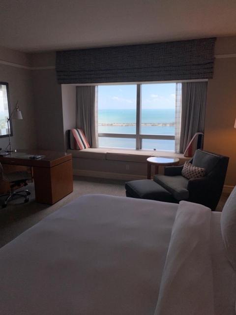 Four Seasons 5* Miami