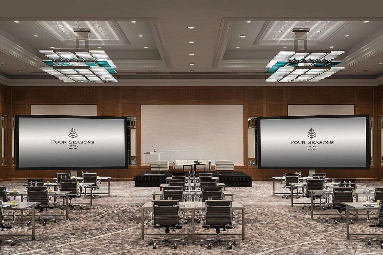 Four Seasons 5*